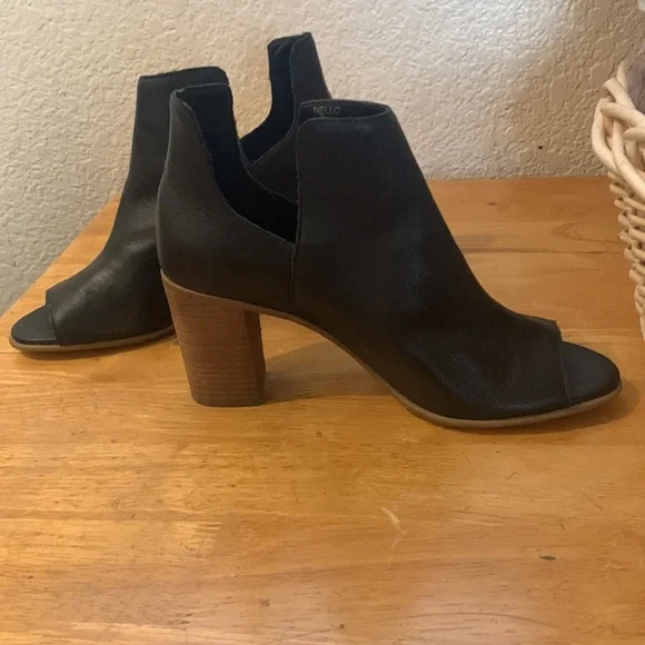 Steve Madden Black leather Ankle Boots with Block Heel - Picture 3 of 8